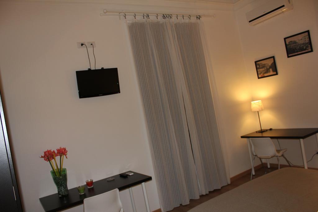 Giro B&B Catania Cameră foto