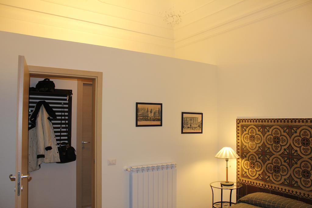 Giro B&B Catania Cameră foto