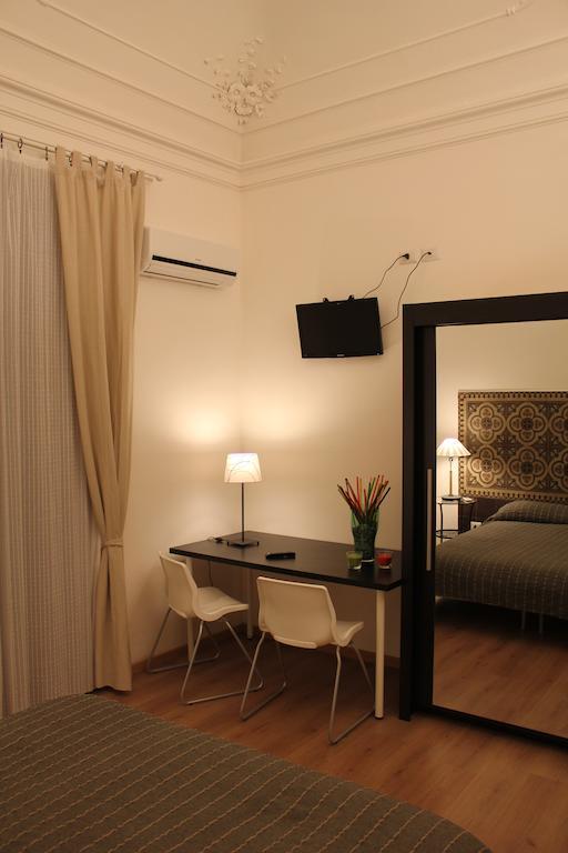 Giro B&B Catania Cameră foto