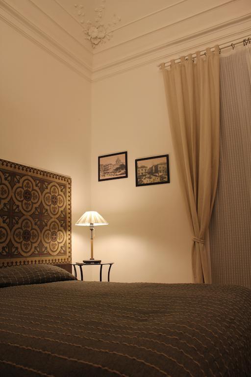 Giro B&B Catania Cameră foto
